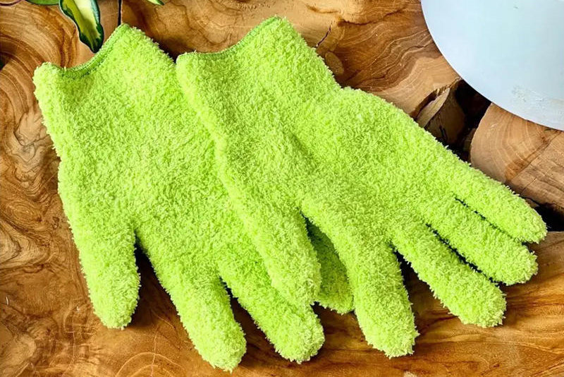 GUANTES DE POLVO DE PLANTAS VERDES