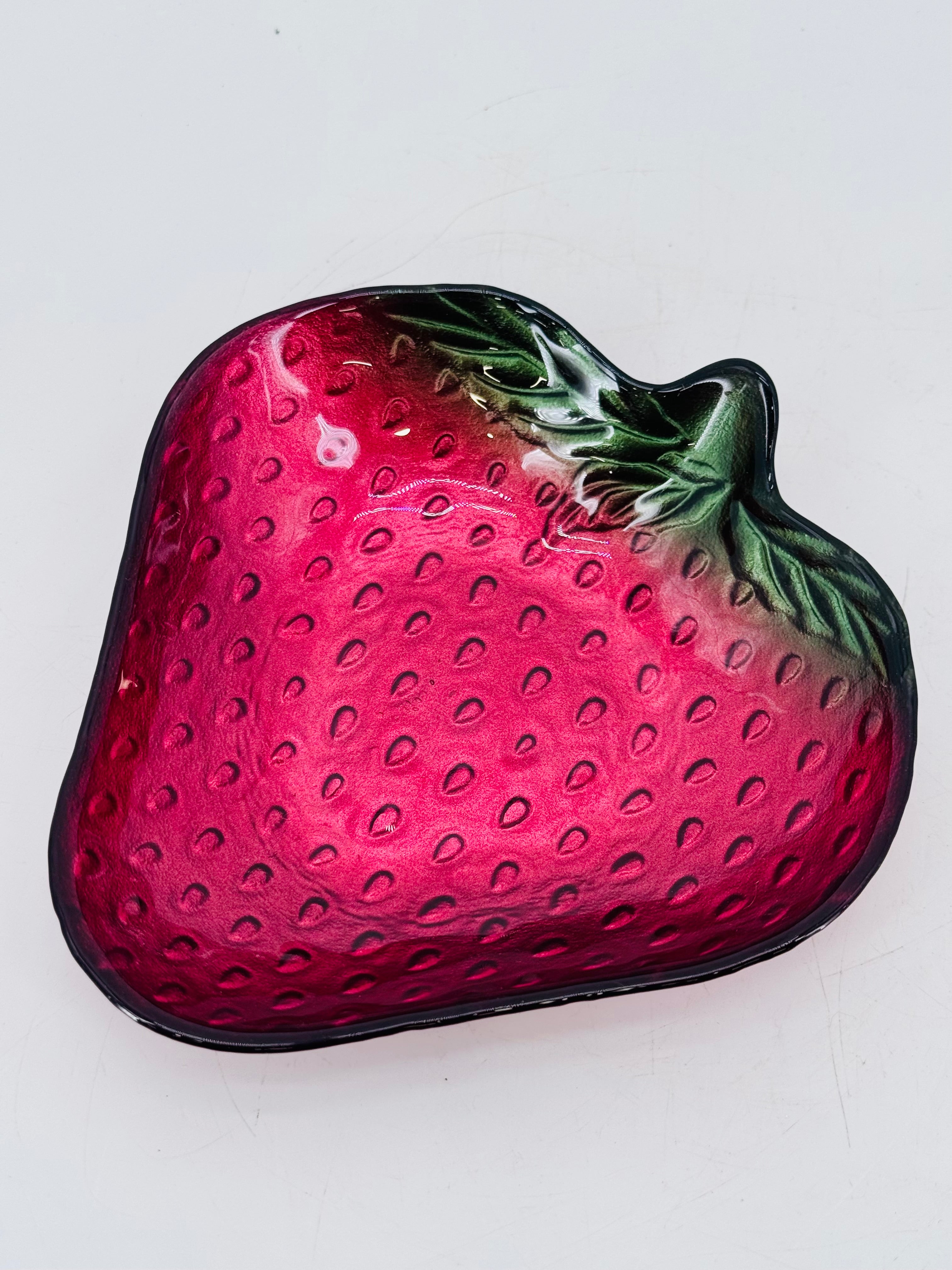 BOL EN FORMA DE FRESA