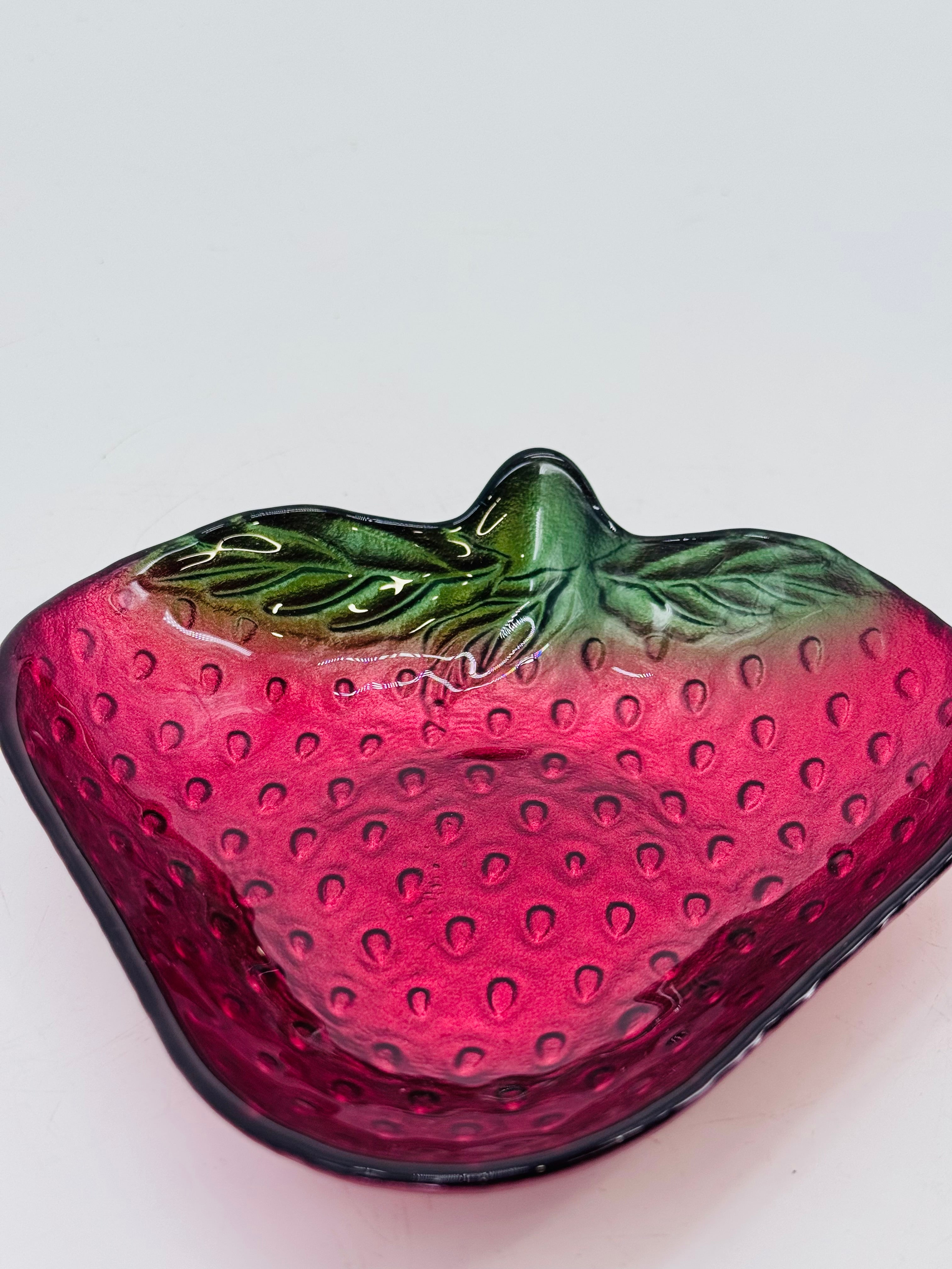 BOL EN FORMA DE FRESA