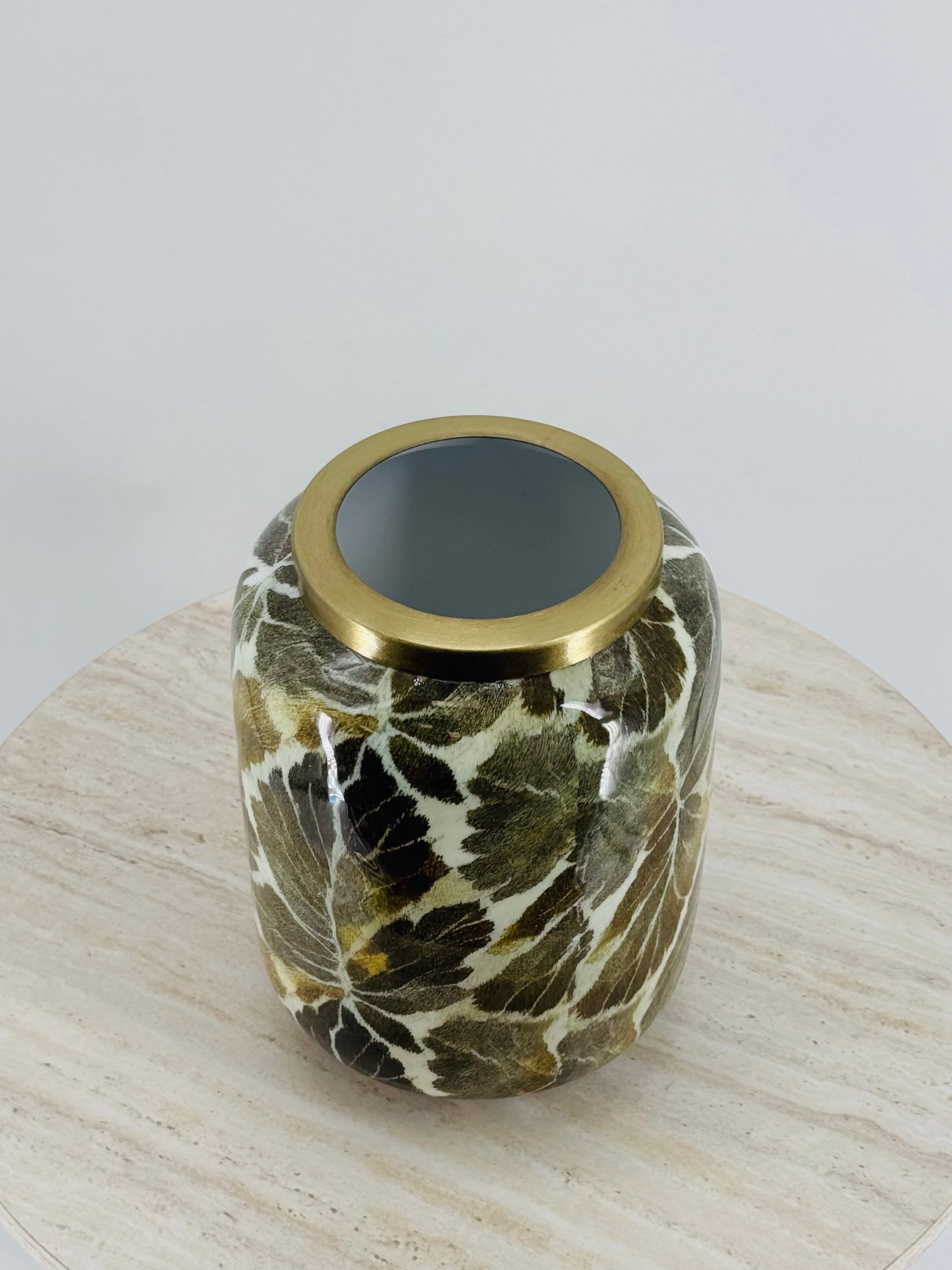 BOTTLE GREEN LEAF METAL WITH PRINT 15X15X20.5CM
