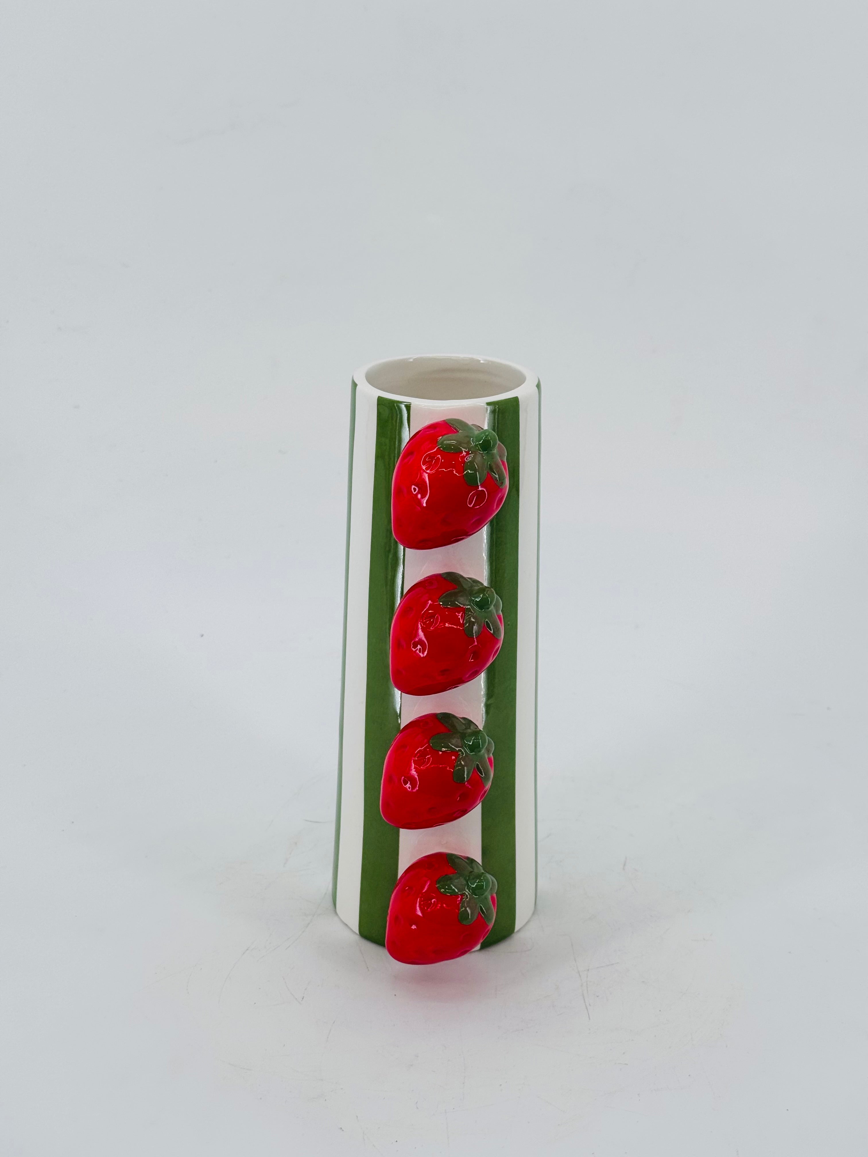 JARRON CON RALLAS VERDES Y CON FRESAS