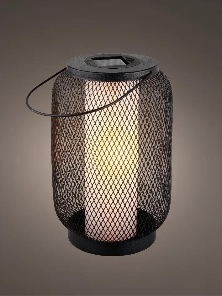 Linterna solar de metal negra de 24 cm con efecto llama, diseño de malla y panel superior.